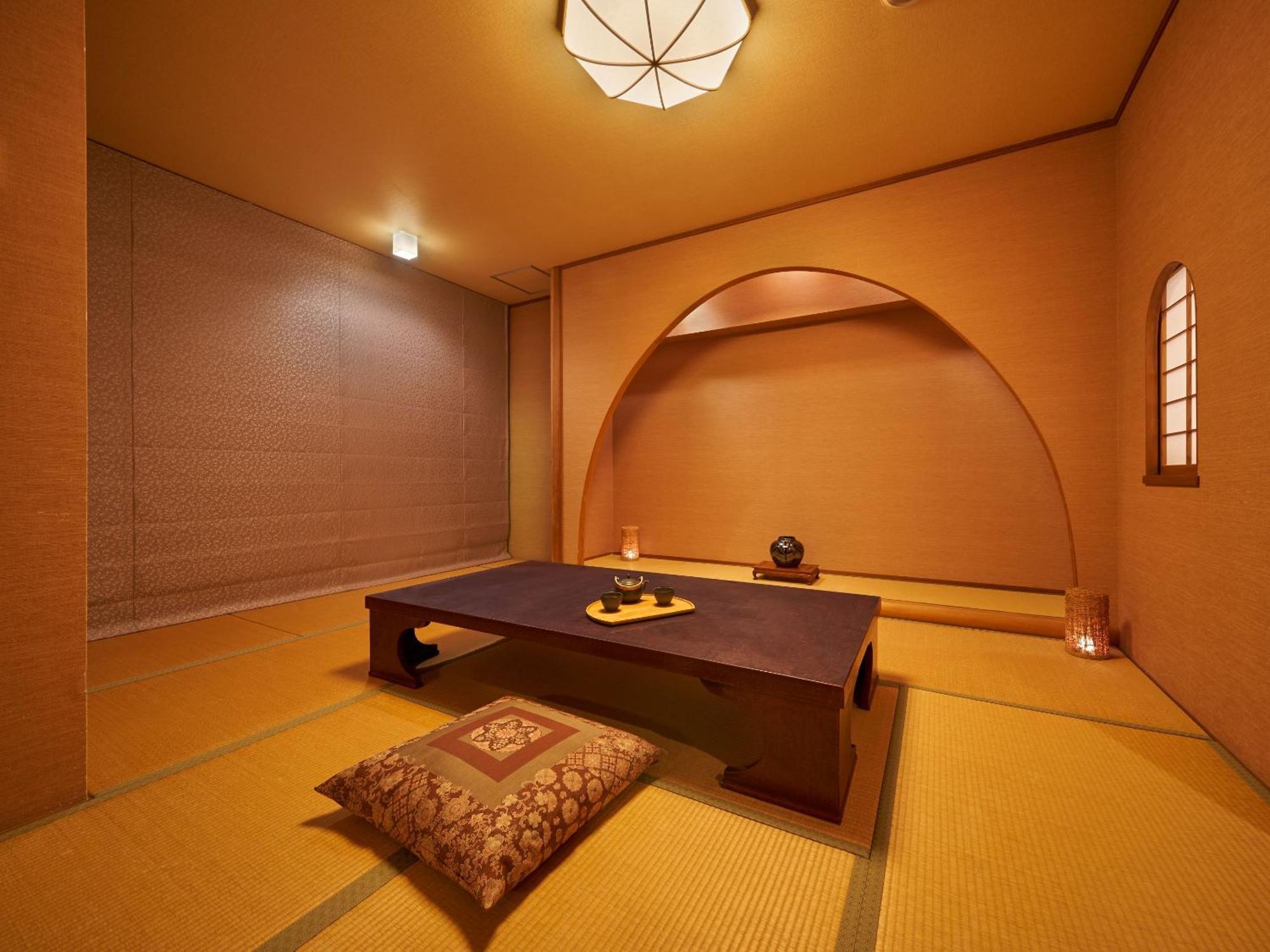 Ooedo Onsen Monogatari Ureshinokan المظهر الخارجي الصورة