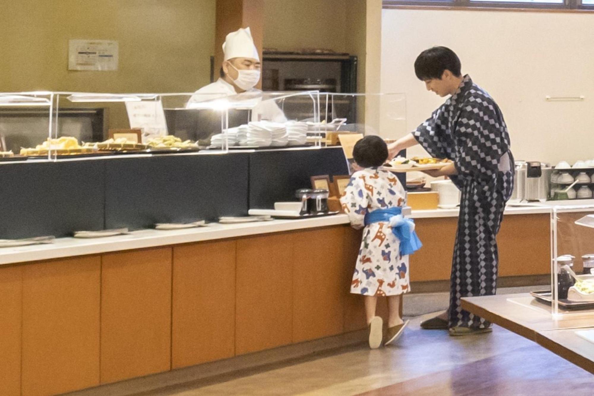 Ooedo Onsen Monogatari Ureshinokan المظهر الخارجي الصورة